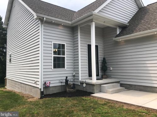 9144 Easter Ln, Seaford DE  19973-8530 exterior