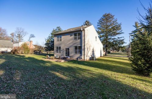 223 7th Ave, Collegeville PA  19426-1905 exterior