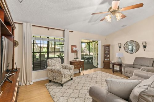 25749 Pinehurst St, Mount Plymouth FL  32776-9014 exterior