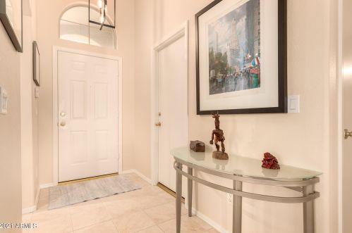 17106 Catherine Ct, Sun City, AZ 85374-9660