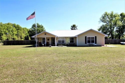 6945 County Road 214, Melrose, FL 32666-8904