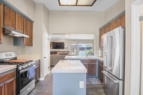 1139 Duck Blind Cir, Newman CA  95360-1744 exterior