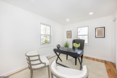 40 Oak St, Lincoln Park NJ  07035-2434 exterior