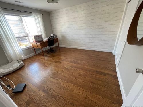 269 Valley Ave, Bridgeport CT  06606-3756 exterior