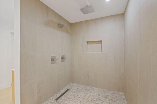 4315 Lakewood Dr, Delray Beach FL  33445-9004 exterior