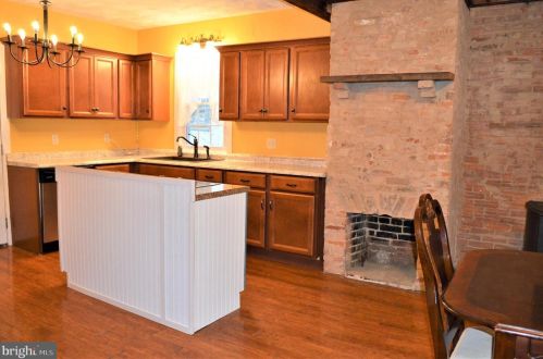 309 Oakville Rd, Lees Cross Roads, PA 17257-9748