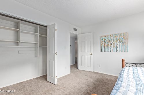 8265 Thomas Rd, Scottsdale AZ  85251-5873 exterior