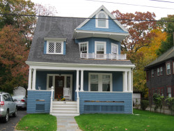 18 Aberdeen St, Newton, MA 02461-1802