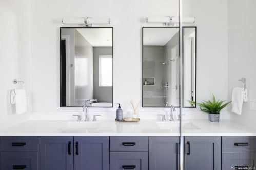 3240 Pearl St, Englewood CO  80113-2712 exterior