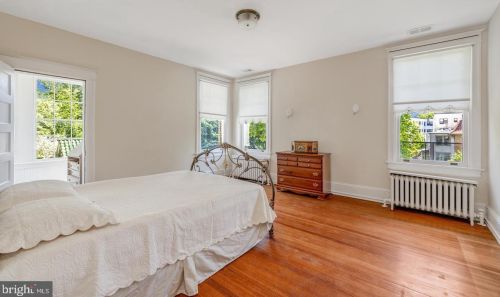 3427 Wisconsin Ave, Washington DC 20016-2154 exterior