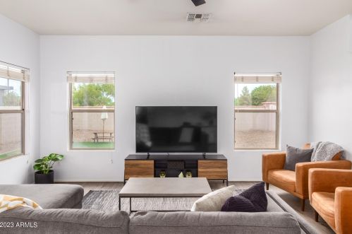 1248 Clifton Ave, Gilbert AZ  85295-5968 exterior