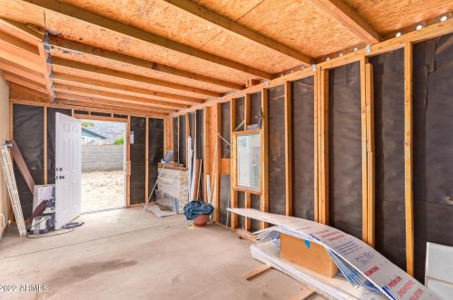 1829 Ardmore Dr, Phoenix AZ  85042-8038 exterior