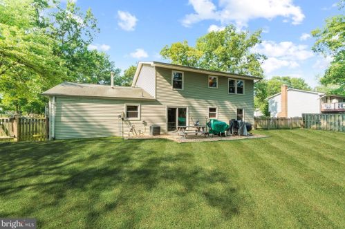 3412 Waverly Dr, Fredericksburg, VA 22407-6971