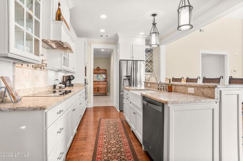 700 Sunset Cir, Beaufort SC  29906-9426 exterior