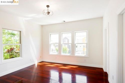 1790 Goss St, Oakland CA 94607-1165 exterior