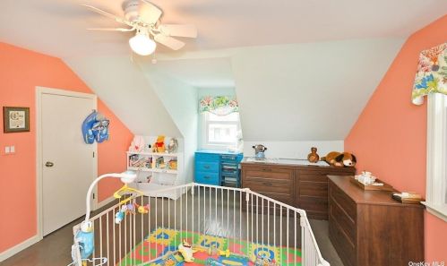 111 25 St, Huntington Station NY 11746-3718 exterior