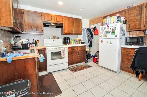 319 Ave, Belmar NJ 07719-2430 exterior