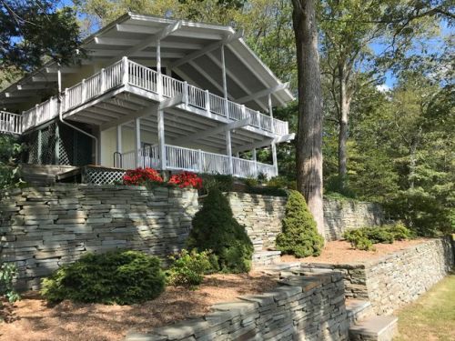 42 Dogwood Rd, Moodus CT  06469-1411 exterior