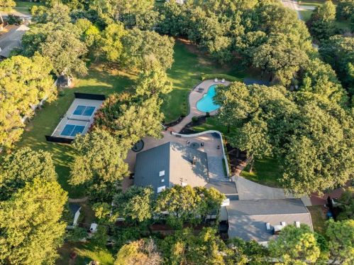 3712 Raintree Dr, Lewisville, TX 75022-6319