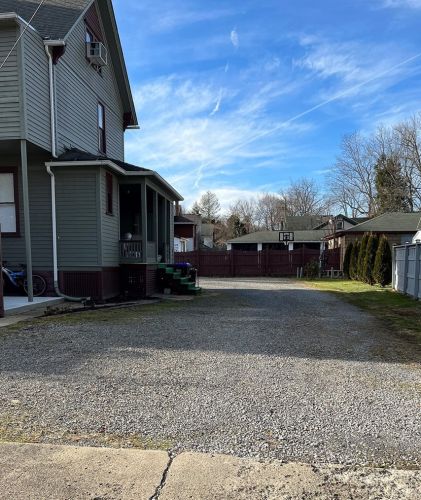 1404 Otter St, Franklin PA  16323-1218 exterior