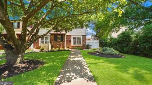 129 Jenkins Ave, Lansdale, PA 19446-2509