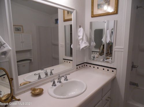 575 Marlin Cir, Sebastian FL  32976-2403 exterior