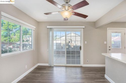 214 Ruby St, Oakley CA  94561-2197 exterior