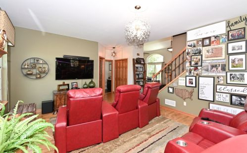 715 Apple Orchard Dr, Waterford WI  53185-2895 exterior