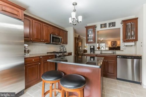 507 Bassett Ln, Norristown, PA 19403-3530