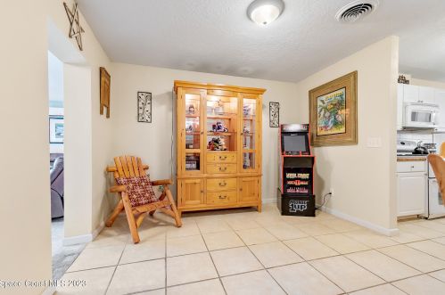 2002 Ivy Dr, Cocoa FL 32922-5439 exterior