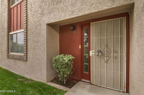 8333 Thomas Rd, Scottsdale AZ  85251-7313 exterior