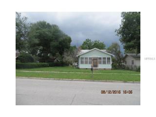 312 Rockingham Ave, Tavares, FL 32778-3054