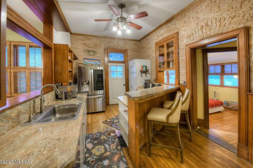 520 4th Ave, Tucson AZ  85705-8450 exterior