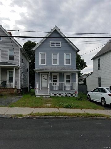30 Prince St, Middletown, NY 10940-3948