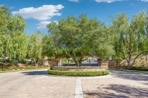 4008 Blair Ridge Dr, Chino Hills, CA 91709-4909