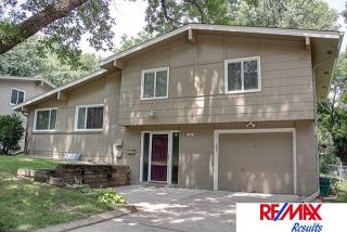 13510 Hickory Cir, Omaha, NE 68144-1244