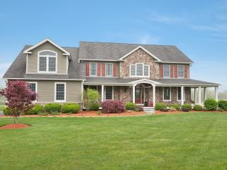 6 Elaine Ct, Califon, NJ 07830-3554