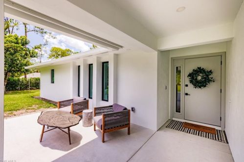 5345 Hawthorn Woods Way, Naples FL  34116-5023 exterior