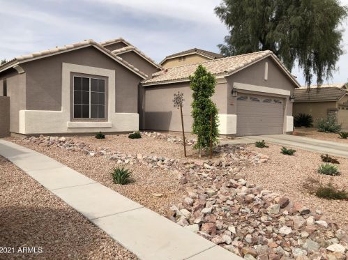 9514 Kiva Ave, Mesa, AZ 85209-1135