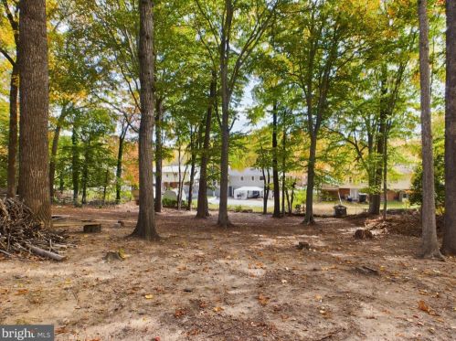 4801 Kempair Dr, Woodbridge VA  22193-4632 exterior