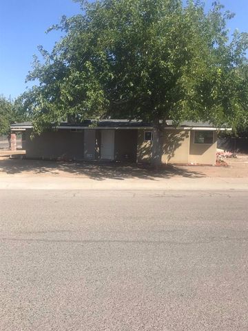812 Cleveland Ave, Porterville CA  93257-2672 exterior