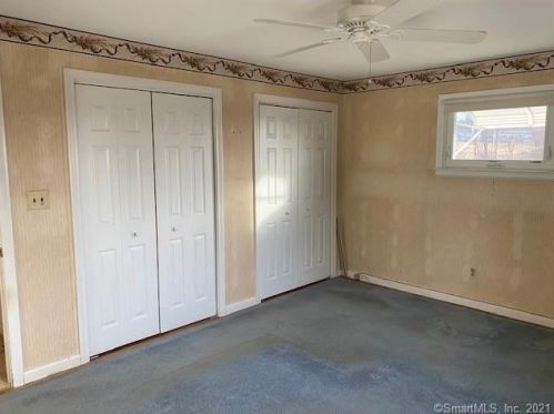 34 Robert Ln, Wallingford CT  06492-4317 exterior