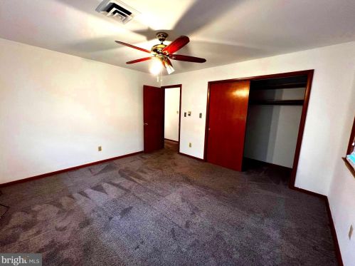 414 6th St, Laurel DE  19956-1364 exterior