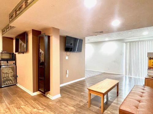 20 Clearview Ln, Franklin OH  45005-2390 exterior