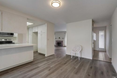 6596 Meadowridge Dr, Santa Rosa CA  95409-5863 exterior