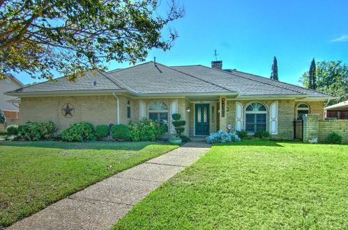 3400 Pinehurst Dr, Plano TX  75075-1759 exterior