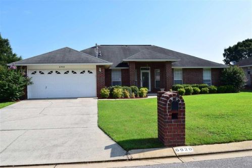 6920 Raburn Rd, Pensacola, FL 32526-8084