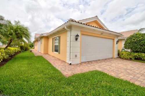 7548 Novara Ct, Naples, FL 34114-2612