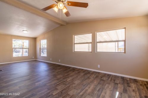 540 Pelaar Dr, Tucson AZ  85705-2645 exterior