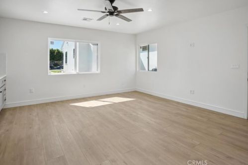 8042 Irvine Ave, North Hollywood CA  91605-1646 exterior